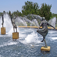 Скульптурный фонтан