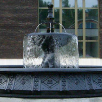 Кованый фонтан